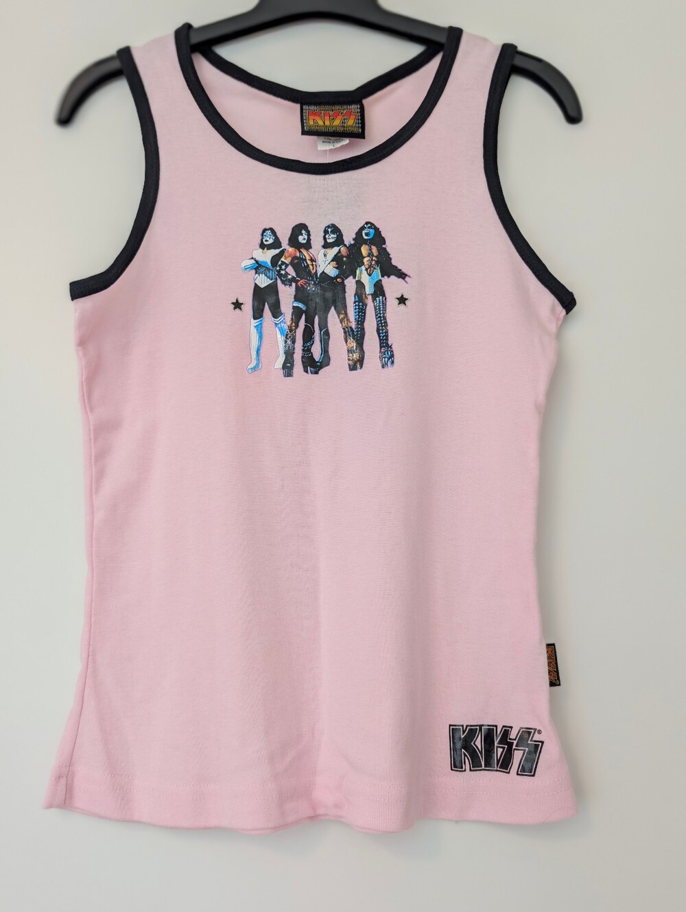 NWT KISS Rock Band Pink Graphic Tank Top 100% cotton